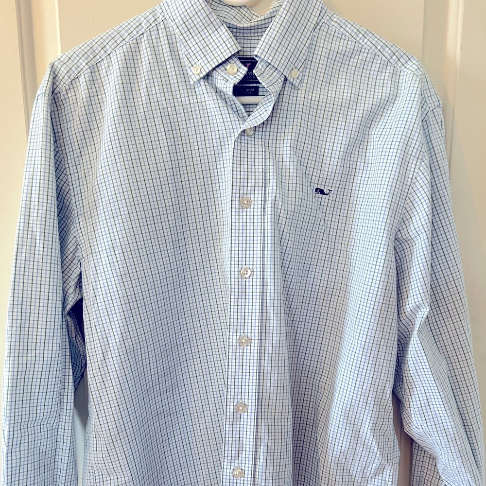 Vineyard Vines Button Up - image 1
